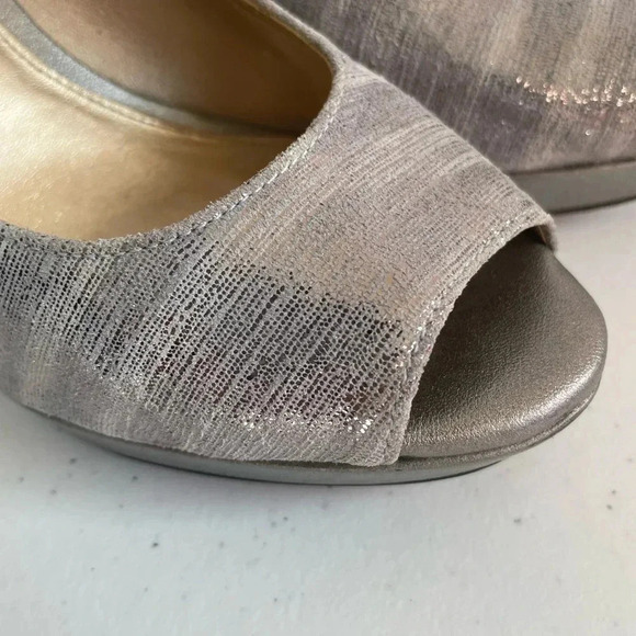 Antonio Melani SZ‎ 7M Silver Platform Peep toe Heel Shoes EUC! - Picture 3 of 9